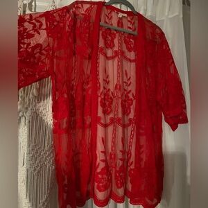 Beautiful red open kimono / beach cover up in excellent condition